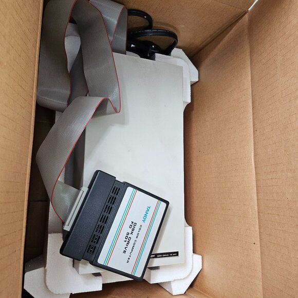 Tandy Color Computer 2 Original Box with Cord & Manuals - Picture 8 of 13